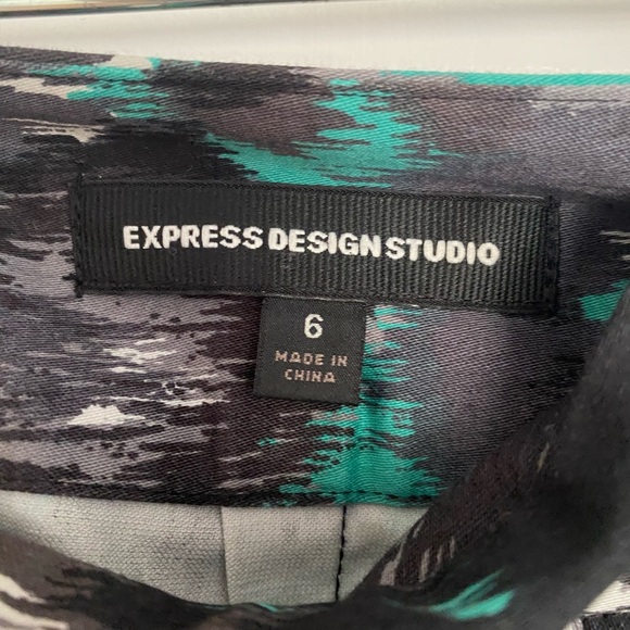 3 ITEM BUNDLE- Size 6 - Picture 7 of 8